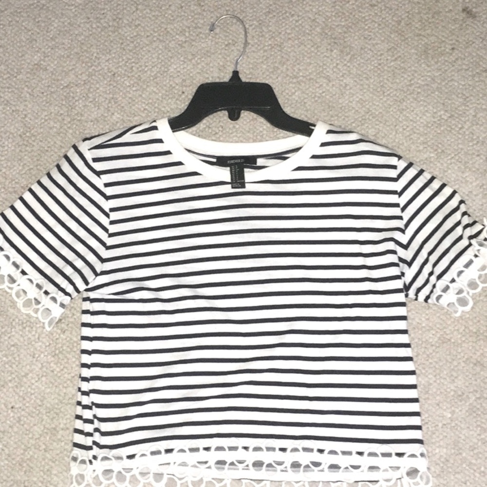 Forever 21 cropped striped tee with lace